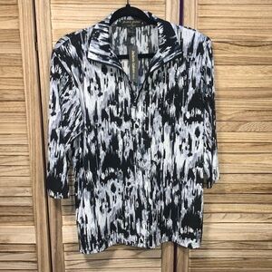 Jackets Galore by John Farah M Shoulder Pads Black White Button Down NWT